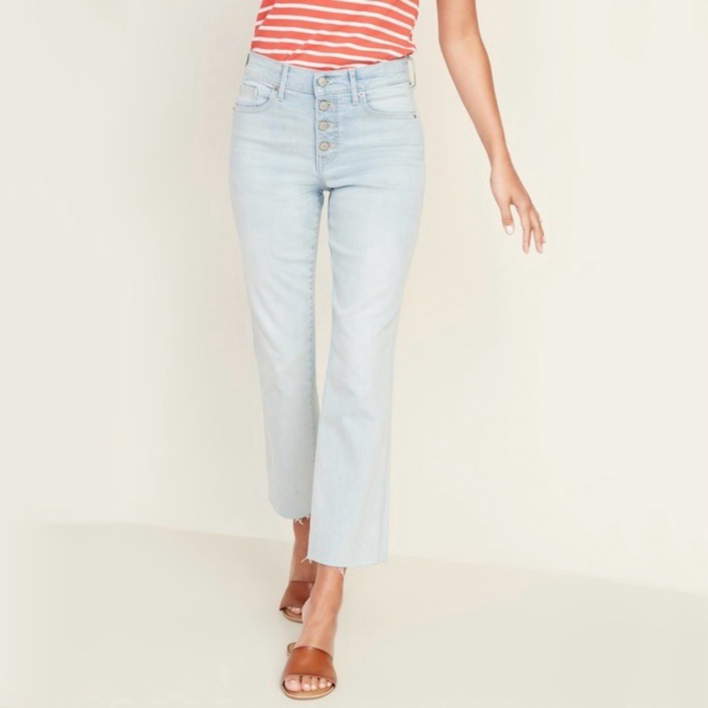 Old Navy High-Waisted Button-Fly Flare Ankle Rockstar light wash Jeans Size 10